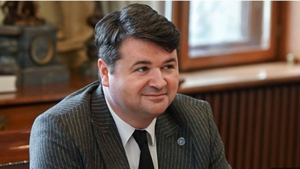 ПЕТРОВ ИСТИЧЕ: Србија испунила све препоруке Венецијанске комисије