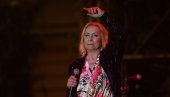 ОГЛАСИЛА СЕ ВЕСНА ЗМИЈАНАЦ: Позлило јој пред концерт, сада објавила ово (ФОТО)