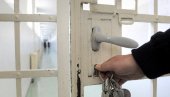 У ТОКУ ПОТЕРА ЗА ДВОЈИЦОМ ОСУЂЕНИКА: Побегли из Окружног затвора у Прокупљу