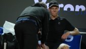 ISPLIVAO SNIMAK: Janik Siner imao napad panike tokom meča (VIDEO)