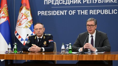 NEĆE MOĆI DA SE ŠETAJU NARKO DILERI SA ZNAČKAMA Vučić najavio promene u policiji i oštro udario na crnogorske klanove