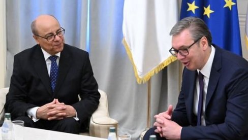 МЕЂУСОБНО ПОШТОВАЊЕ Председник Вучић примио у опроштајну посету амбасадора Алжира Фатаха Махраза