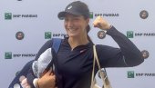 LOLA VOLI TENIS I MUZEJE: Srpska teniserka u Parizu pokušava da izbor glavni žreb na Rolan Garosu