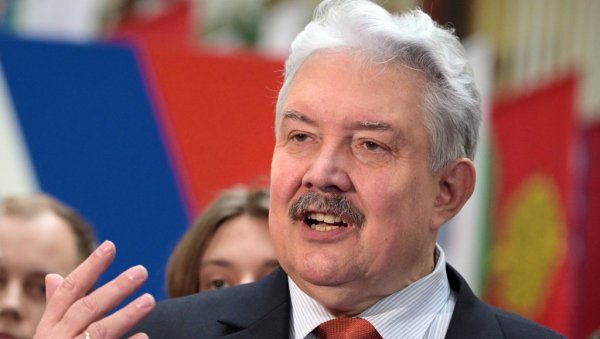 РУСКИ АКАДЕМИК ПОРУЧУЈЕ: Русија жели да Србија остане српска, а ЕУ би од Срба да направи европоиде