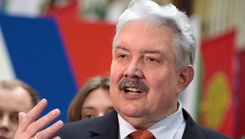 RUSKI AKADEMIK PORUČUJE: Rusija želi da Srbija ostane srpska, a EU bi od Srba da napravi evropoide