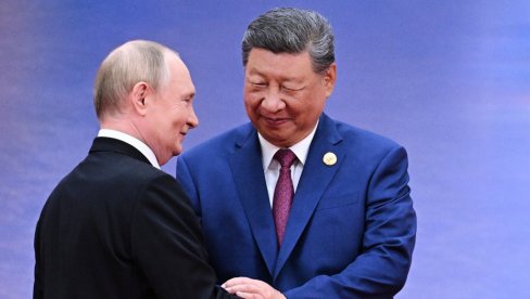 PUTIN I SI UZ ČAJ  O MULTIPOLARNOM SVETU: Ruski predsednik se uoči dolaska u Peking prvi put obratio video-porukom građanima Kine