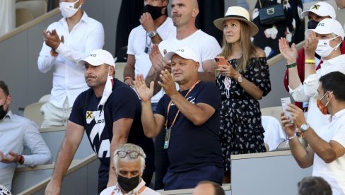 KAKVO POJAČANJE PRED ROLAN GAROS! Novak Đoković vratio u tim čoveka bez koga nikako ne može