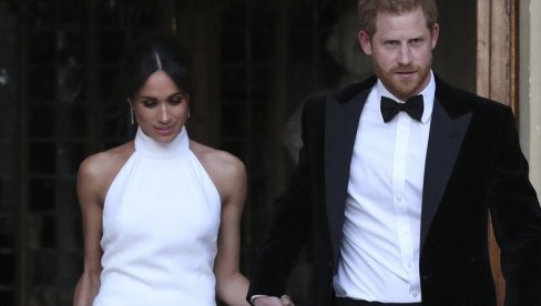 MEGAN PALA U NESVEST KADA JE VIDELA ŠTA JOJ JE HARI POKLONIO ZA 8. GODIŠNJICU BRAKA: O bože, Šta?! (FOTO)