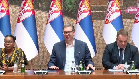 VUČIĆ NA OBELEŽAVANJU 15. GODIŠNJICE PROGRAMA SVET U SRBIJI: Ponosno stojimo uz slobodarske afričke narode (VIDEO)