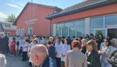 MIRNI SKUPOVI PODRŠKE UHAPŠENIM KOLEGAMA: U Gračanici i okolnim mestima održani su protesti (FOTO)