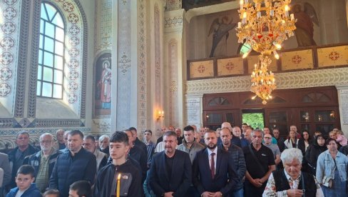 MOLITVENO I SVEČANO PROSLAVILI SPASOVDAN: Srbi u Federaciji BiH obeležili slavu hrama u Gračanici
