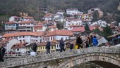 GRADSKA SLAVA DUŠANOVOG CARSKOG GRADA: Otvoreni Spasovdanski dani u Prizrenu (FOTO)