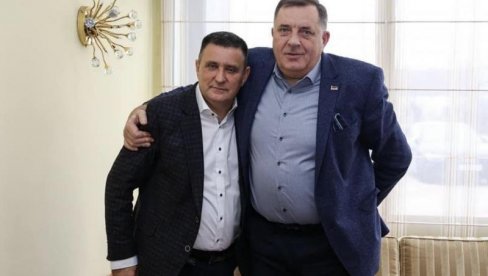 ĐAJIĆ I CRNADAK NA IZBORE SVOJIM PUTEM: Politička scena  u RS se, osnivanjem novih partija, dodatno usitnjava