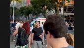 JEZIVE SCENE IZ BEOGRADA: Vozilo Hitne pomoći ostalo zarobljeno među blokaderima (VIDEO)