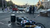 OBOREN MOTOCIKLISTA KOD SKUPŠTINE: Policija i Hitna pomoć odmah reagovali (FOTO)