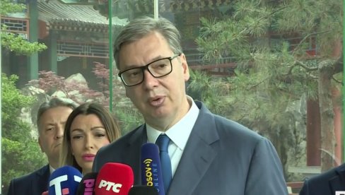 AKO BUDEM PODNEO OSTAVKU, 90 DANA OD TADA MORAJU DA SE RASPIŠU IZBORI Vučić: Ja ne skraćujem mandat