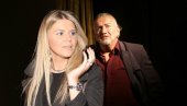 Melina, što se nisi udala za vodoinstalatera? Vidi se da baš voliš milionera