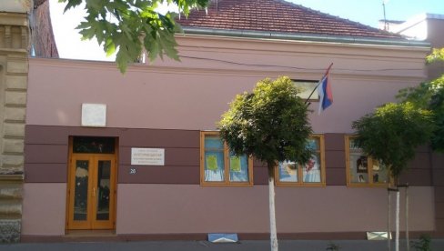 OBNOVA DOMOVA KULTURE: Počeli radovi u Velikom Gradištu, Kusiću i Carevcu