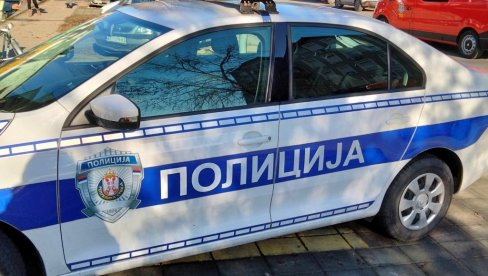 У ШКОЛСКОМ ДВОРИШТУ ЗАТЕЧЕН СА ДРОГОМ: Кривичне пријаве младићу из Куле и малолетнику ид Оџака  осумњиченима за држање наркотика