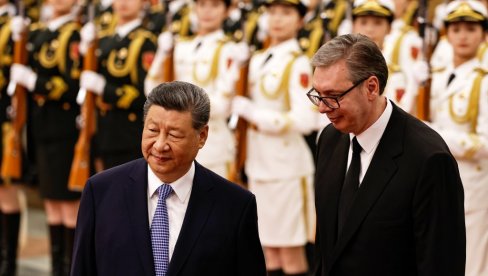 TO JE ČELIČNO PRIJATELJSTVO KOJE NE MOŽE DA SE PREKINE: Intervju predsednika Vučića za kinesku agenciju Sinhua (FOTO)