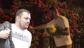 SLOBA VASIĆ SNIMLJEN USRED NOĆI KAKO BERE CVEĆE: Posle izlaska iz Laze uz pesmu Bio sam pijanac! Male-velike stvari vraćaju osmeh (VIDEO)