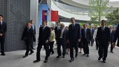 VUČIĆ U KINI: Predsednik Srbije obilazi inovacioni centar kompanije Mint Future Factory