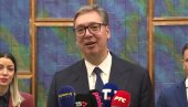 МОРАЋЕ СВЕ У ЛИЦЕ ДА МИ ОБЈАСНЕ СВИ КОЈИ СЕ ИЖИВЉАВАЈУ НА МОЈОЈ ПОРОДИЦИ Вучић: Не плашим се ни Звицера ни његових слуга