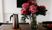 ТАЈНА ПРОФЕСИОНАЛАЦА: Како да вам букет остане свеж недељама