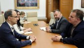 MACUT I STANKOVIĆ O STANJU U PROSVETI: Osavrmeniti osnovno obazovanje