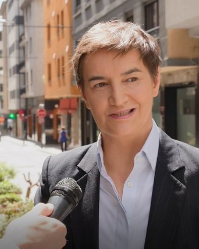 О ТОМЕ ЋЕ СЕ ГОВОРИТИ У НАРЕДНИМ ГОДИНАМА Брнабић о Вучићевој посети Кини: Хвала му много и свака му част на свему што је издржао (ВИДЕО)
