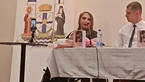 ВЛАДИЧИН ХАН УЗ СВОЈУ ХЕРОИНУ: Књижевно вече посвећено стваралаштву Ане Илић (ФОТО)
