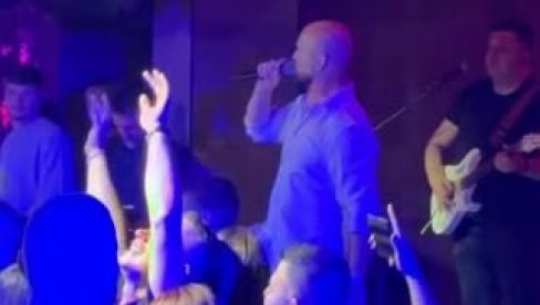 REAGOVALO OBEZBEĐENJE: Boban Rajović napravio haos u poznatom klubu u Splitu - Završio usred publike (FOTO)
