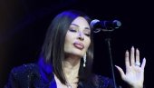ПРЕКИНУТ ЦЕЦИН КОНЦЕРТ У РУМУНИЈИ: Човек из организације изашао на бину и обратио се публици