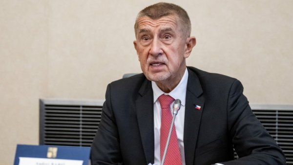 БАБИШ НАВОДИ : Чешка касни са повећањем војних издатака на ниво који тражи НАТО