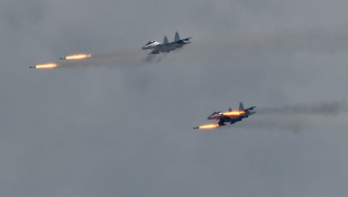 РУСИ ИЗВРШИЛИ ОДМАЗДУ: Погођени украјински војни аеродроми