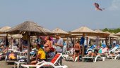 VISOKE KAZNE: Crnogorci udarili na turiste - 500 evra iz džepa!