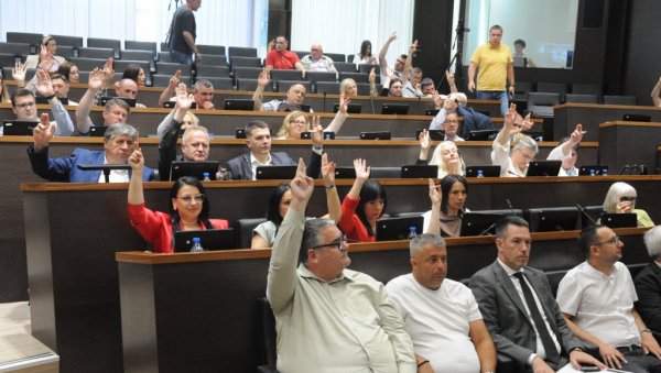 ПОСКУПЕО ЈАВНИ ПРЕВОЗ: Одржана редовна 21. седница Скупштине града Краљева