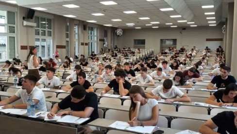 KADA I GDE SE POLAŽU PRIJEMNI NA DRŽAVNIM UNIVERZITETIMA U SRBIJI: Objavljen kompletan raspored i kalendar upisa