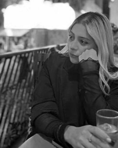 ТУГА: Позната инфлуенсерка пронађена мртва у свом стану