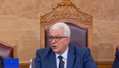 ОШТРА ПОРУКА ИЗ ПОДГОРИЦЕ Мандић: Забране уласка су корак уназад