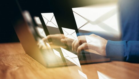 ДОБИЈАТЕ ПОСАО ОДМАХ: Ако овако напишете мејл - Посао је ваш!