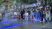 ПОБЕДНИЧКА ЗВОНЕ ЗВОНА! Суботица дочекала шампионе, овако је Спартак прославио историјску титулу!
