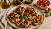 PESTO KAPREZE BRUSKETE:  Hrskav zalogaj koji osvaja na prvi ukus