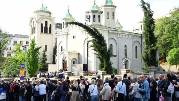 ТАЧНО ВРЕМЕ ОДЛАСКА ЧАСНОГ ПОЈАСА ИЗ БЕОГРАДА: Ево до када верници могу да се поклоне највећој светињи у Храму Светог Саве