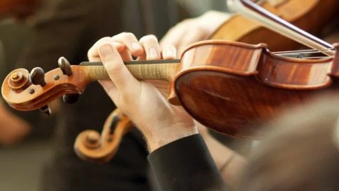 IZVODE TRADICIONALNU SRPSKU MUZIKU: Učenici muzičkih škola drže koncert u Narodnom muzeju