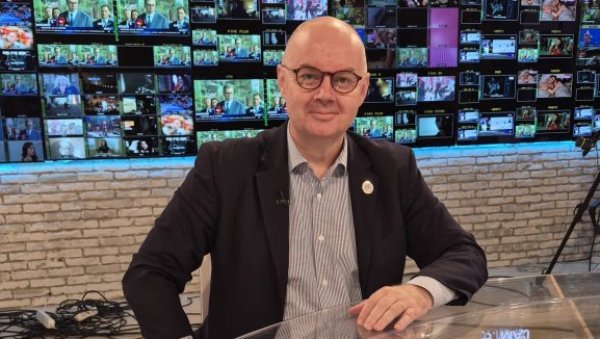 АНДРИЈА ЈОРГИЋ ДОБИТНИК ПЛАКЕТЕ: Велико признање за директора Шаховског савеза Србије поводом Дана града Лозница (ВИДЕО)