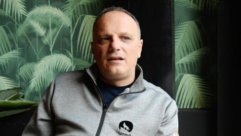 SLAVIŠI ČUROVIĆU TUŽBA ZBOG SRBOVANJA: Budvanskoj kompaniji zasmetalo mišljenje poznatog glumca o odvajanju Crne Gore (FOTO)