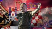 ZA DOM SPREMNI JE SADA I DRŽAVNI I VERSKI POZDRAV! Skandal u Hrvatskoj - HRT 3 sata puštao Tompsonov koncert pun ustaških simbola (Foto)