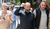 Radojević i Zaporožac pušteni iz policijske stanice (FOTO)