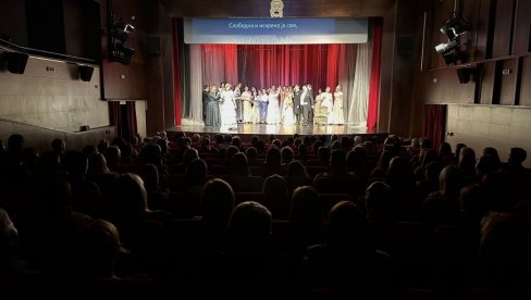 „TRAVIJATA“ ODUŠEVILA VRANJANCE: Čuvena Verdijeva opera izvedena u Pozorištu Bora Stanković